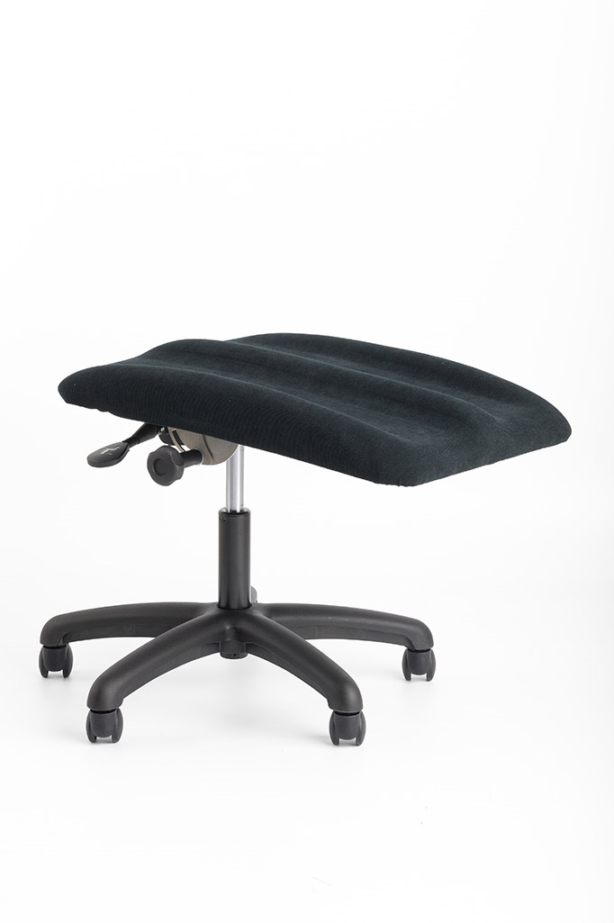 ergochair-actyv-double-articulated-leg-rest-1