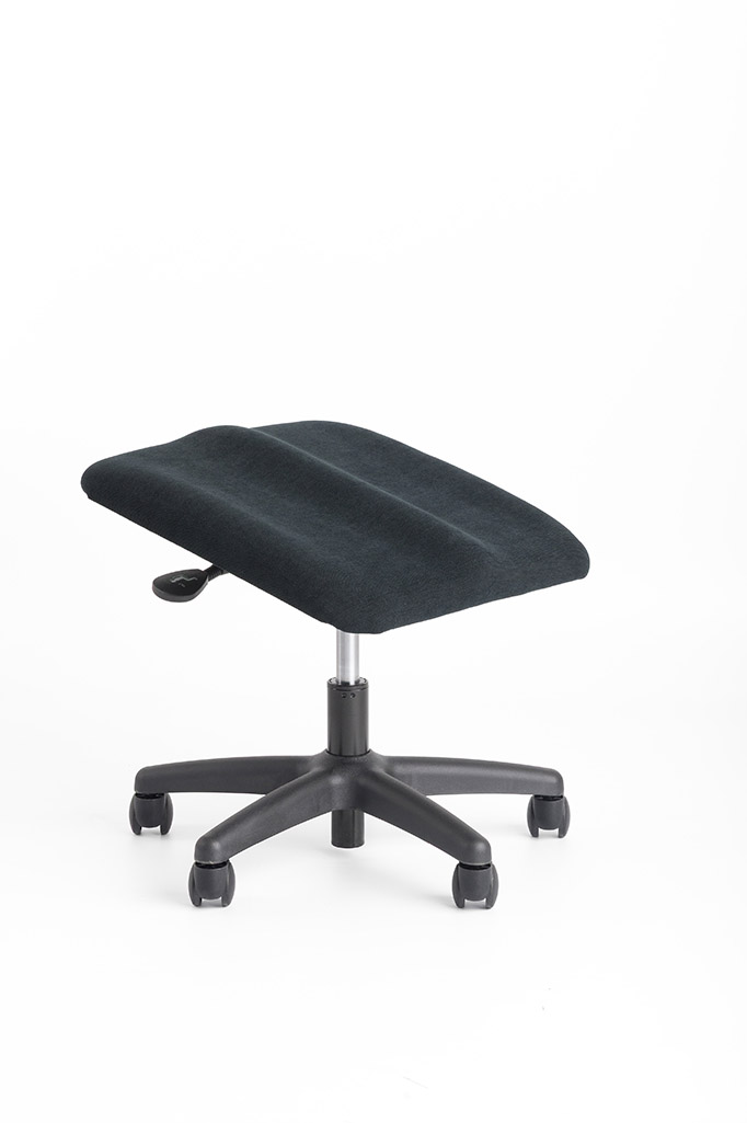 ergochair-actyv-double-leg-rest-1